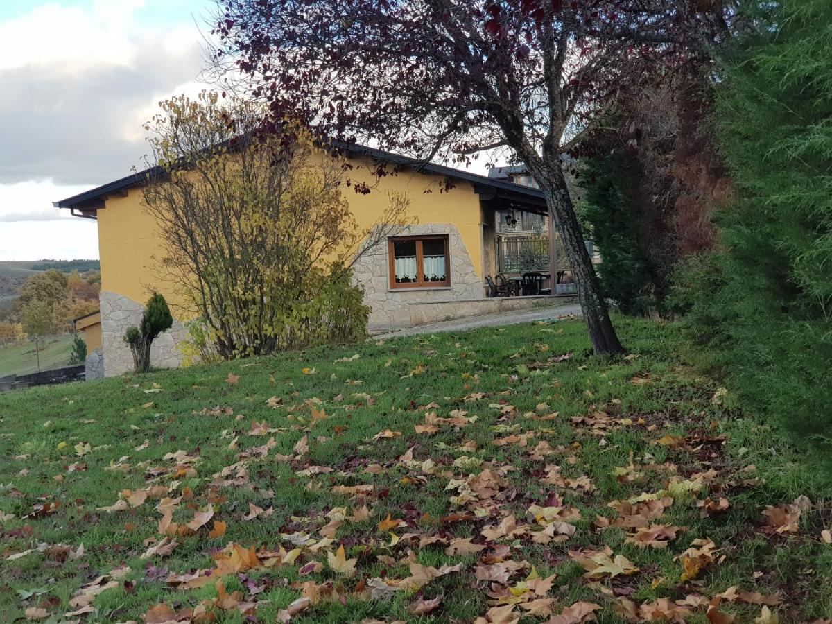 La Artesonada Casa Con Finca Villa Puebla de Sanabria Bagian luar foto