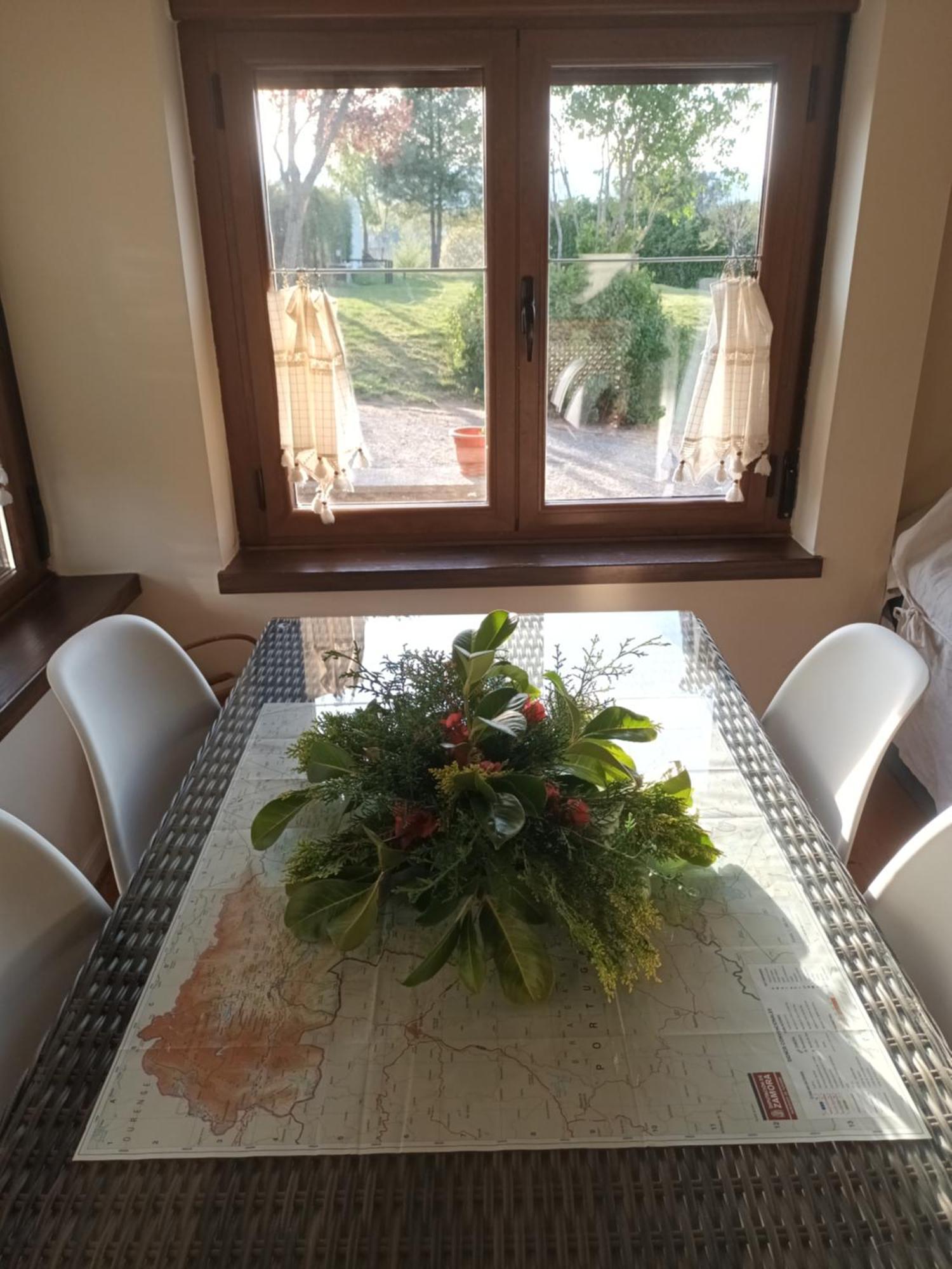 La Artesonada Casa Con Finca Villa Puebla de Sanabria Bagian luar foto