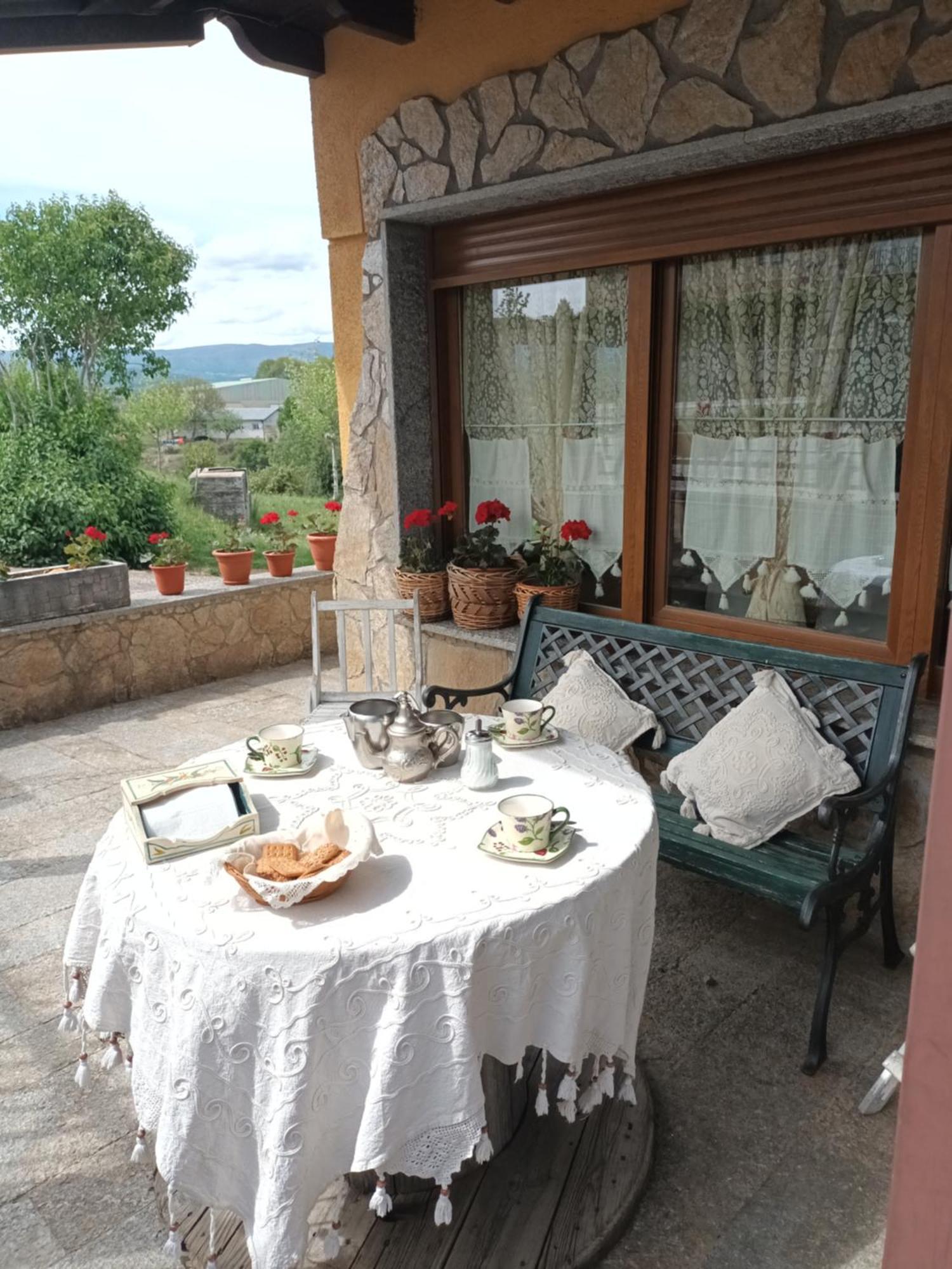 La Artesonada Casa Con Finca Villa Puebla de Sanabria Bagian luar foto